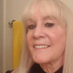 Meet your Posher, Janet